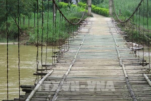 Thủ tướng yêu cầu khẩn trương rà soát, sửa chữa, khắc phục ngay hệ thống cầu treo trên toàn quốc