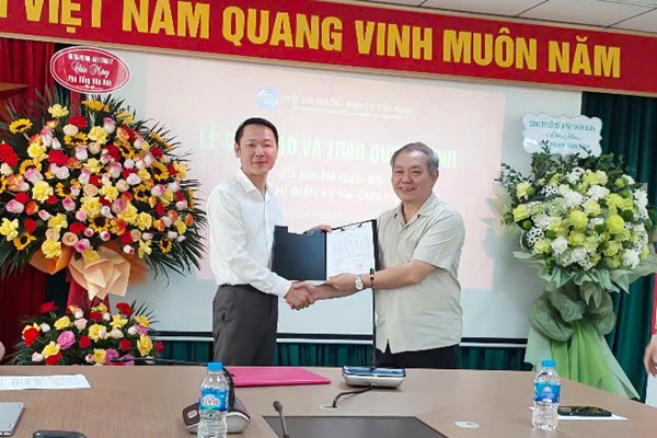Bổ nhiệm Phó Tổng Biên tập Tạp chí Điện tử và Ứng dụng