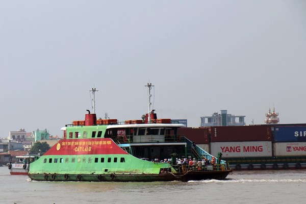 Giá vé mới qua phà Cát Lái và Bình Khánh từ ngày 5/5