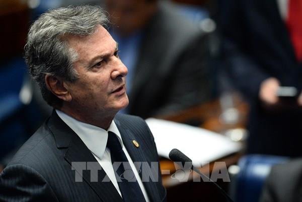 Cựu Tổng thống Brazil Fernando Collor de Mello bắt đầu thụ án do tội tham nhũng