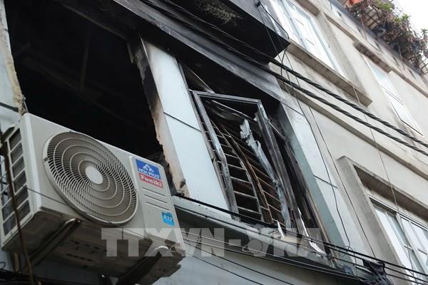 Hà Nội: Cháy nhà 4 tầng trong đêm khiến 3 người tử vong