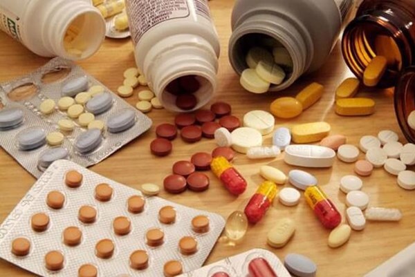 Phó Thủ tướng Chính phủ chỉ đạo xử lý vấn đề thuốc chữa bệnh giả