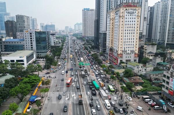 Giao thông Thủ đô trong ngày làm việc cuối cùng trước kỳ nghỉ lễ 30/4 và 1/5