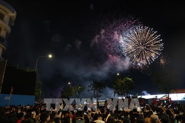 Xem pháo hoa 30/4 ở TP. Hồ Chí Minh: Những điểm bắn không thể bỏ lỡ