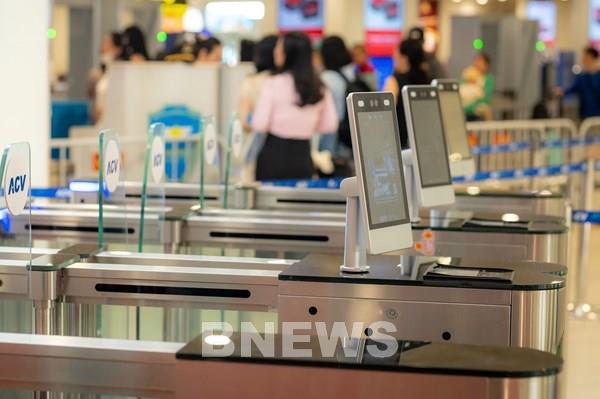 Sân bay Nội Bài triển khai VNeID toàn bộ tại nhà ga T1
