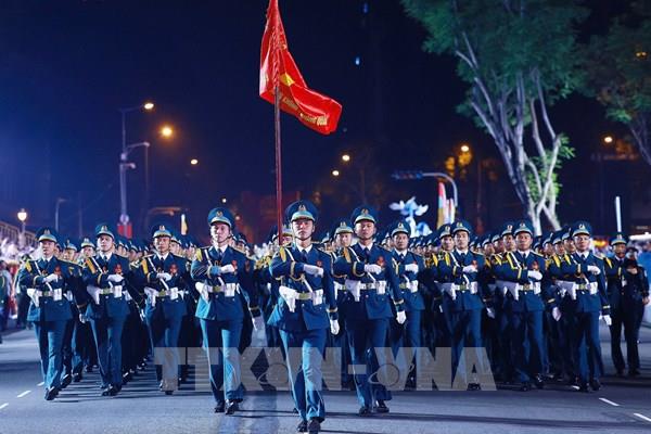 Hình ảnh đầu tiên trước giờ diễu binh, diễu hành 50 năm Ngày Giải phóng miền Nam