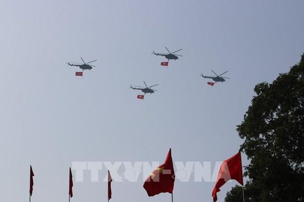 Ấn tượng màn biểu diễn của Không quân Việt Nam tại Lễ kỷ niệm 50 năm thống nhất đất nước