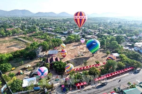 Ngày hội Khinh khí cầu: Điểm nhấn mới trong hành trình khám phá Đắk Lắk