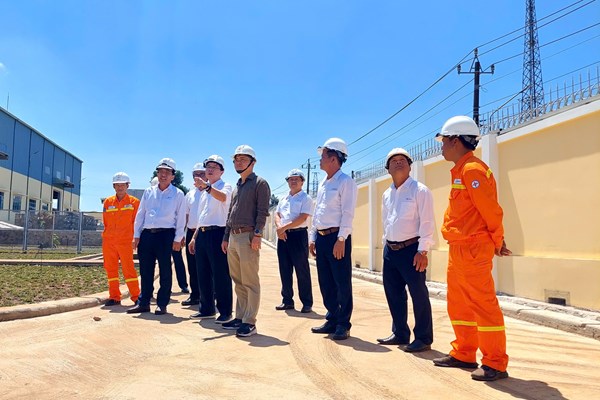 Lãnh đạo EVNNPT kiểm tra công tác quản lý vận hành lưới điện tại Gia Lai
