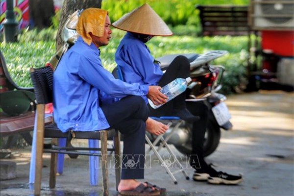 Bắc Bộ nắng nóng, Trung Bộ nắng nóng gay gắt