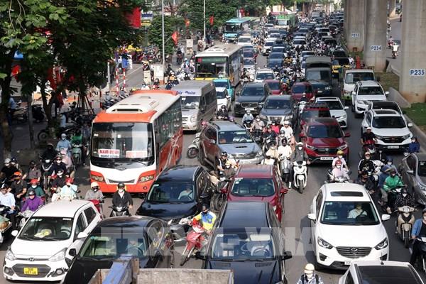 Giao thông Hà Nội ngày đầu tuần sau kỳ nghỉ lễ