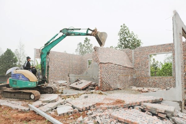 3 Chủ tịch UBND xã thuộc huyện Quốc Oai bị tạm dừng điều hành