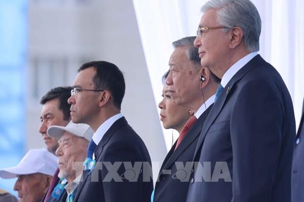 Tổng Bí thư Tô Lâm dự Lễ duyệt binh Kỷ niệm 80 năm Ngày Chiến thắng phát xít tại Kazakhstan