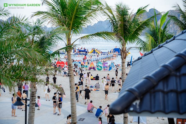 Du lịch nghỉ dưỡng miền Bắc "gọi tên" Vân Đồn
