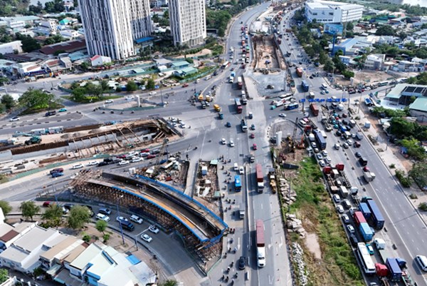 Hầm chui HC1 dự án nút giao thông An Phú lại trễ hẹn