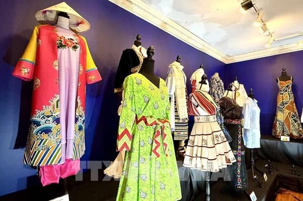 Áo dài Nhật Bình - Sứ giả văn hóa Việt Nam tại thủ đô Washington, Hoa Kỳ