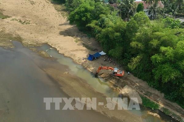 BÌnh Định: Người dân ngăn cản hoạt động khai thác cát hợp pháp