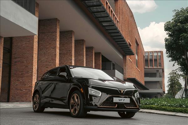 Mẫu xe “vẹn cả nhiều đường”, vượt mặt mọi đối thủ cùng phân khúc