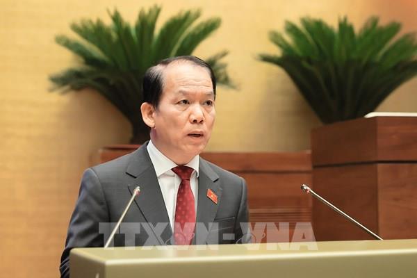 Cân nhắc việc UBND xã ban hành quyết định để phân cấp thực hiện nhiệm vụ