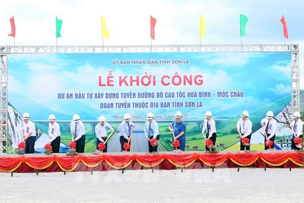 Khởi công cao tốc nối Hòa Bình với Mộc Châu