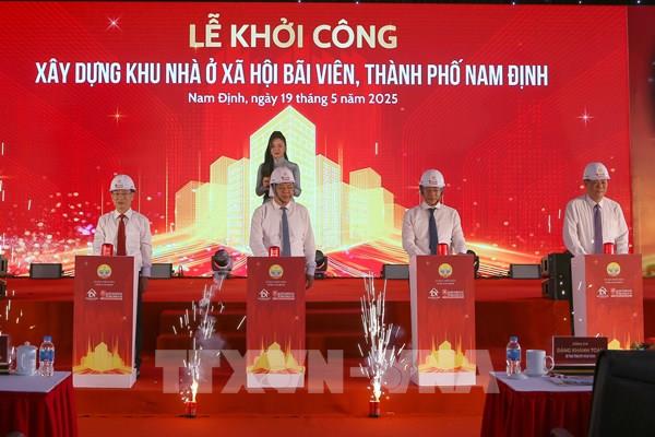 Nam Định khởi công khu nhà ở xã hội Bãi viên và khánh thành cầu Thiên Trường