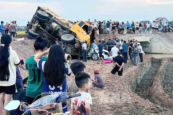 Tìm giải pháp giảm tai nạn giao thông tuyến kết nối cao tốc Bắc - Nam đoạn qua huyện Cẩm Xuyên