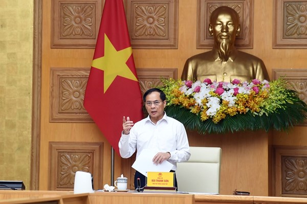 Kiểm tra ngay khi người dân tố giác hành vi buôn bán hàng giả