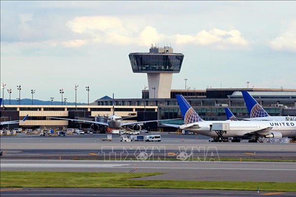 FAA điều tra sự cố mất tín hiệu tại trạm kiểm soát không lưu Newark  ​
