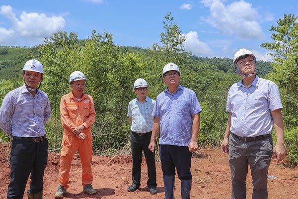 EVN kiến nghị 4 tỉnh bàn giao toàn bộ mặt bằng hành lang tuyến đường dây Lào Cai - Vĩnh Yên trước ngày 25/5