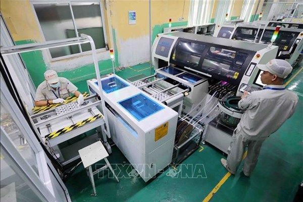 Bộ Công Thương điều chỉnh mục tiêu tăng trưởng thương mại điện tử lên 25,5%