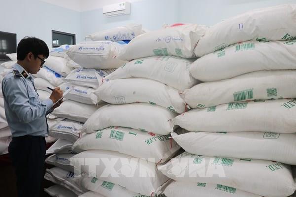 Thu giữ nhiều hàng hóa không rõ nguồn gốc, xuất xứ