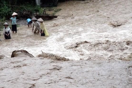 Lũ ở Bắc Bộ và Thanh Hóa: Nguy cơ ngập vùng trũng, lũ quét và sạt lở đất ở vùng núi