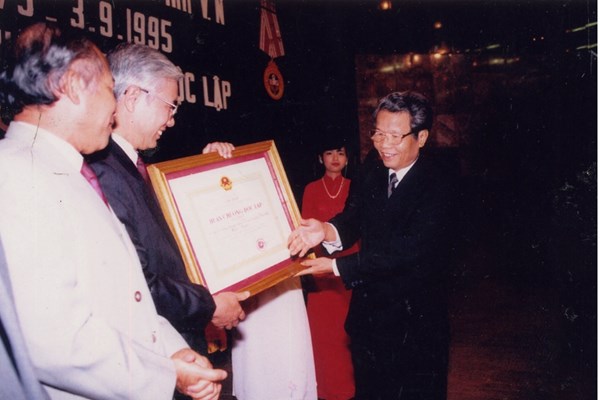 Tầm nhìn chiến lược và những dấu ấn lịch sử của Chủ tịch nước Trần Đức Lương với ngành Dầu khí