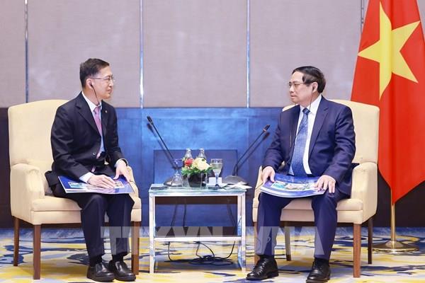 Thủ tướng Phạm Minh Chính làm việc với các doanh nghiệp hàng đầu Malaysia