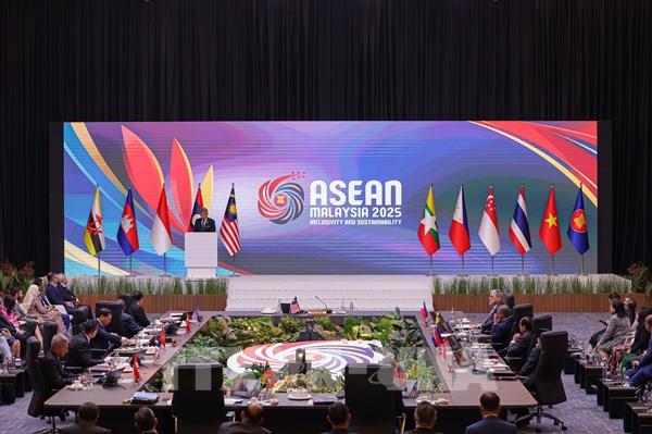 Xây dựng Cộng đồng ASEAN đoàn kết, thống nhất tiếp tục là dòng chảy chính của hợp tác khu vực