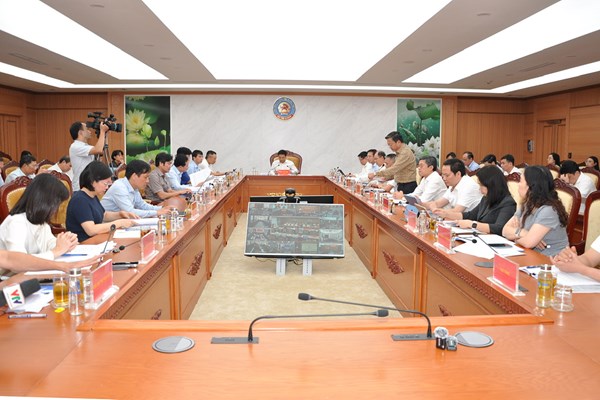 Bộ Tài chính lấy ý kiến về phân quyền và tổ chức chính quyền địa phương 2 cấp