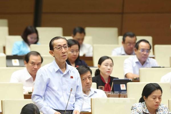 Đại biểu Quốc hội góp ý về mức dư nợ vay của ngân sách địa phương