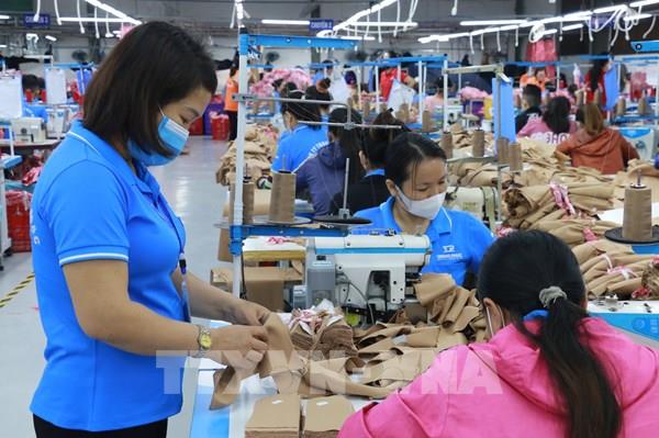 Nghệ An yêu cầu chấm dứt tình trạng doanh nghiệp phải trả chi phí không chính thức