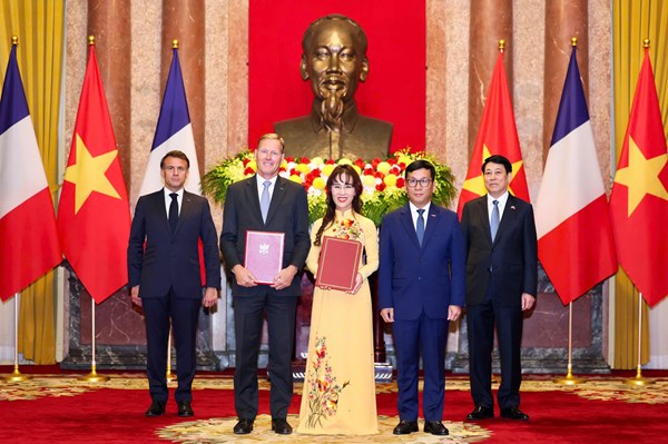 Vietjet và Airbus ký thoả thuận mua bán 20 máy bay thân rộng A330neo