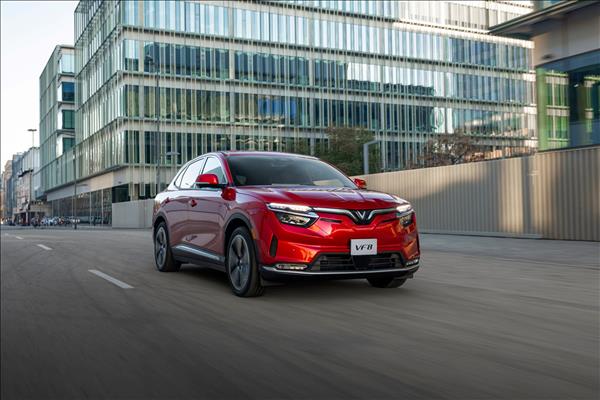 Vì sao VF 8 “lên ngôi” trong phân khúc SUV 5 chỗ?