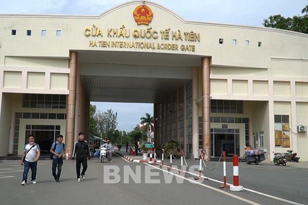 Thương mại biên giới tăng tốc nhờ loạt lợi thế mới