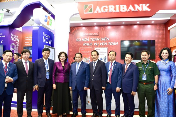 Agribank thu hút sự quan tâm tại sự kiện chuyển đối số ngành ngân hàng
