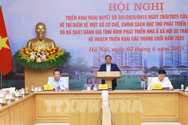Phải quan tâm, lãnh đạo phát triển nhà ở xã hội đúng mức, đúng tầm, đúng tâm