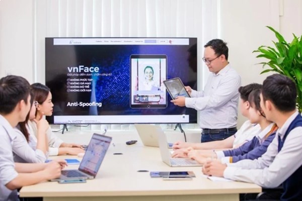 Giảm thời gian cấp giấy phép lao động cho người nước ngoài làm việc tại Việt Nam