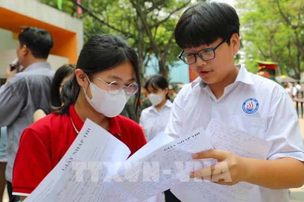 Đề thi và đáp án vào lớp 10 năm 2025 môn Tiếng Anh tại Hà Nội