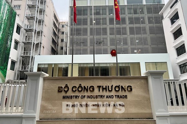 Nam Phi kết luận sơ bộ chống lẩn tránh thuế, chống bán phá giá lốp xe ô tô, xe buýt và xe tải