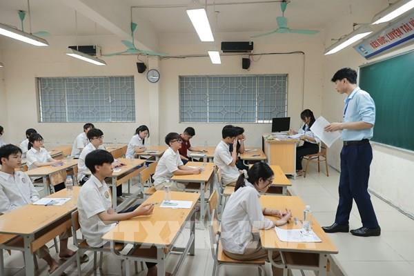 Đề thi và đáp án vào lớp 10 năm 2025 môn Văn tại Hà Nội