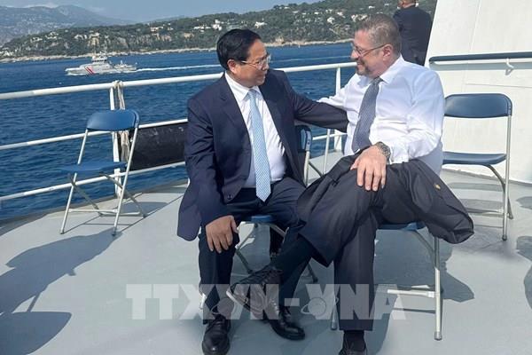 Thủ tướng Phạm Minh Chính gặp Tổng thống Costa Rica