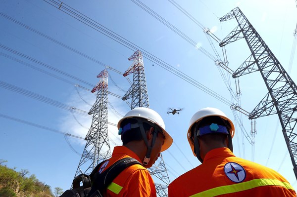 Thủ tướng yêu cầu triển khai ngay giải pháp bảo đảm cung ứng điện giai đoạn 2027-2030