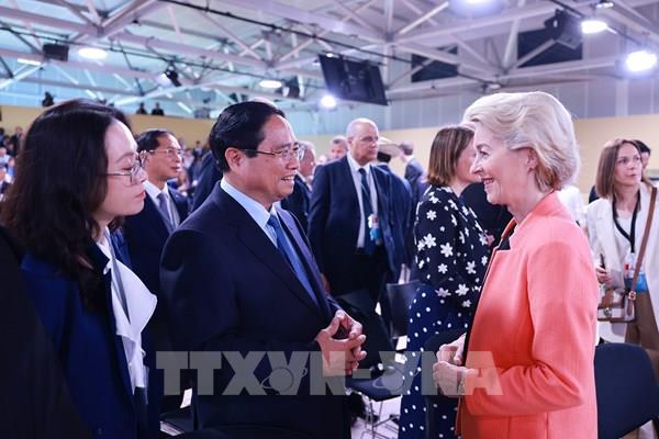 Thủ tướng Phạm Minh Chính gặp các Lãnh đạo Liên minh châu Âu